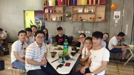 遊玩(wán)6 [原始大(dà)小(xiǎo)].jpg